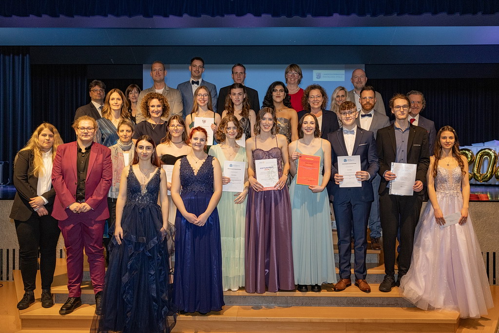 Abiturpreistraeger 2024 SEG